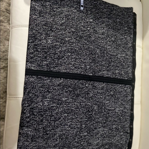 Lululemon Vinyasa Scarf - Picture 3 of 7